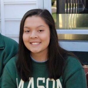 Meet your Posher, Caroline